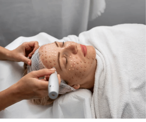 BB Glow Treatment - Instant Brightening & Flawless Skin Glow